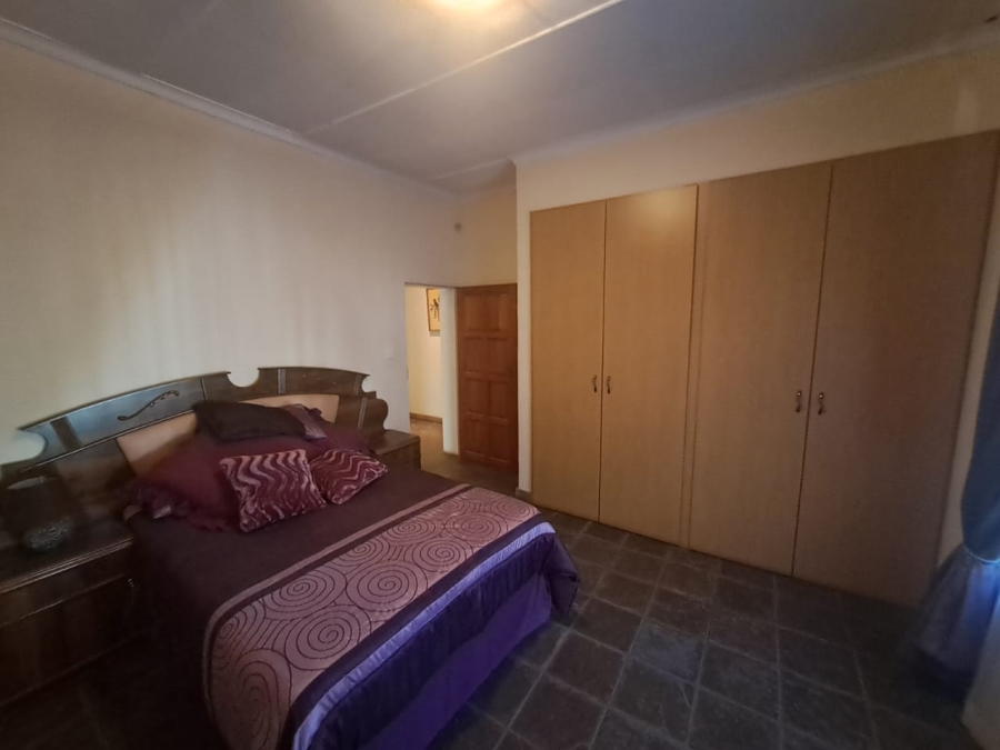 5 Bedroom Property for Sale in Boschfontein A H North West